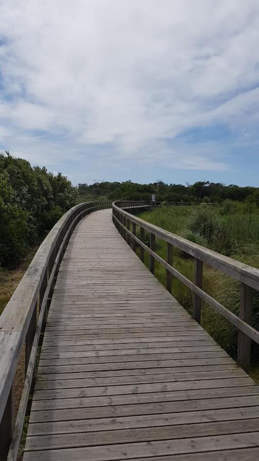 איזמוריס Beachwalk Guesthouse מראה חיצוני תמונה