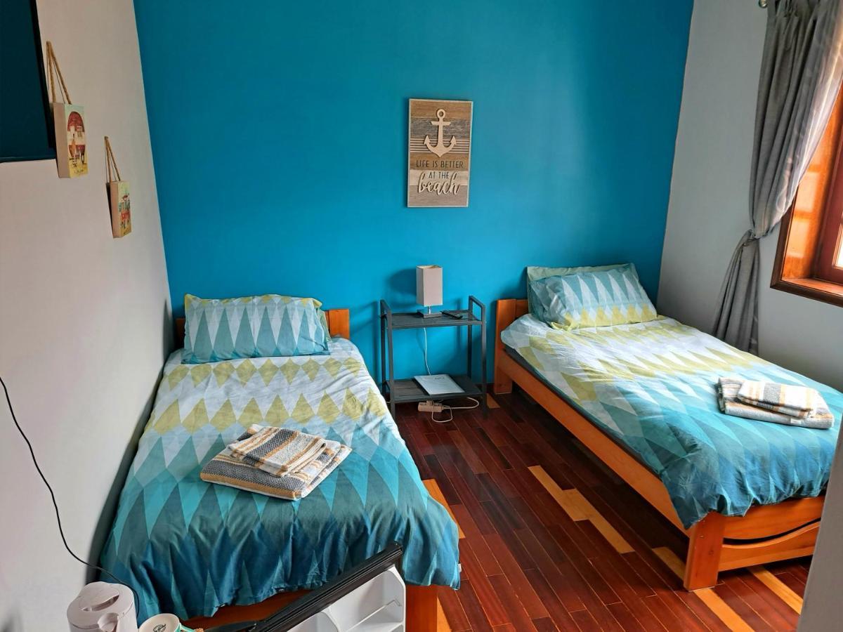 איזמוריס Beachwalk Guesthouse מראה חיצוני תמונה